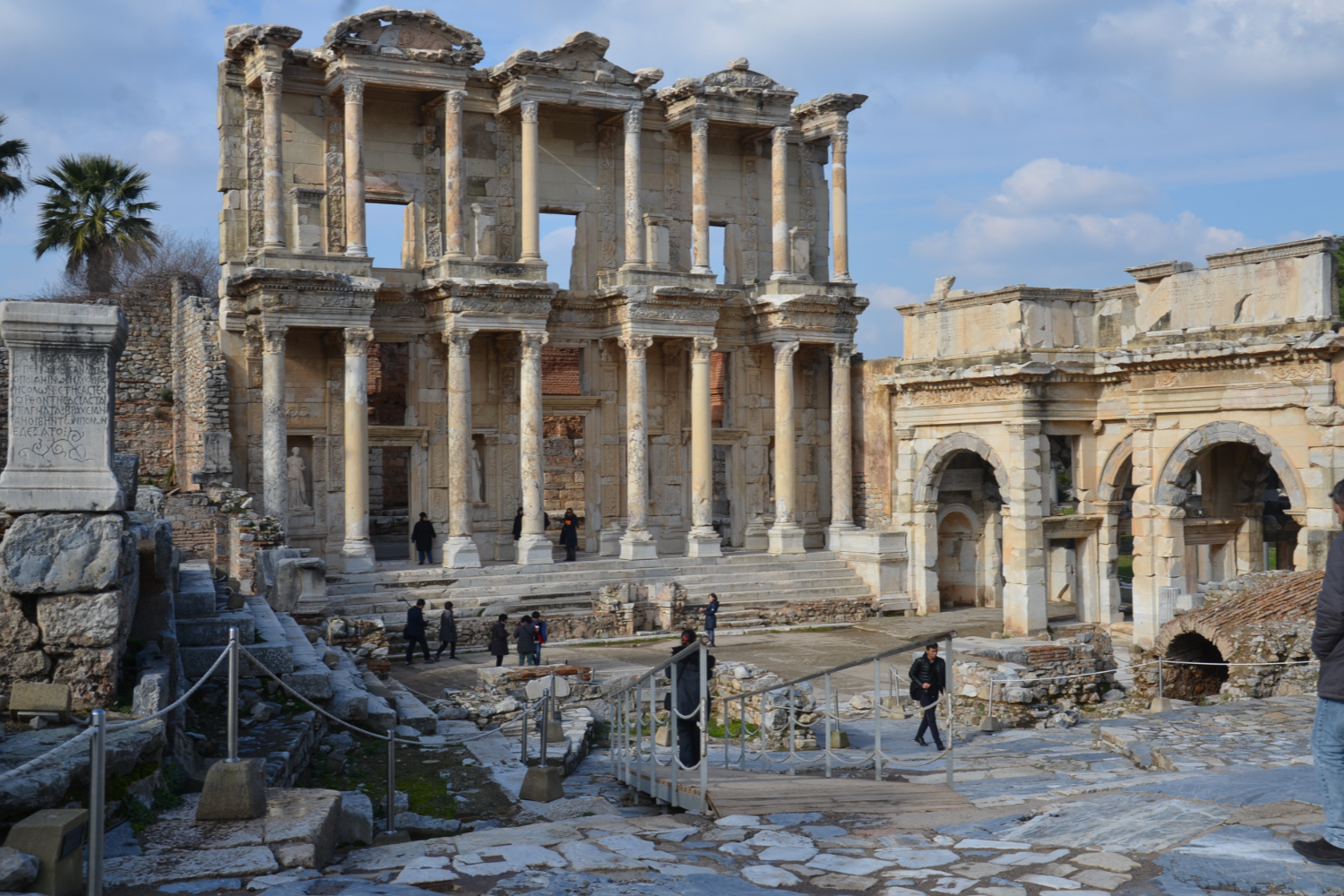 Ephesus & Pamukkale Day Tour from Izmir